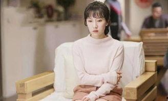 娱乐圈吃瓜男博主,吃瓜男博主带你探秘明星幕后生活